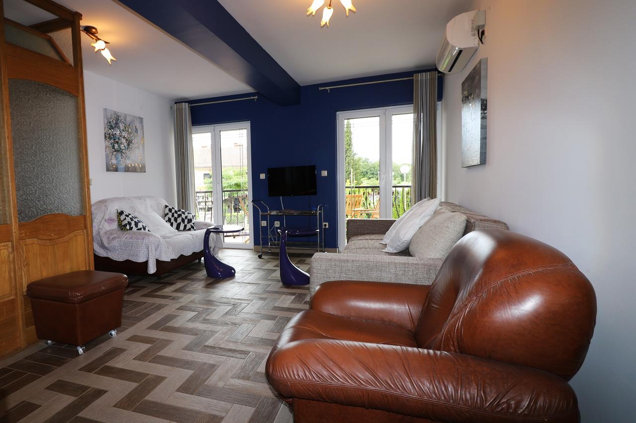 Malinska Center Apartment Extérieur photo