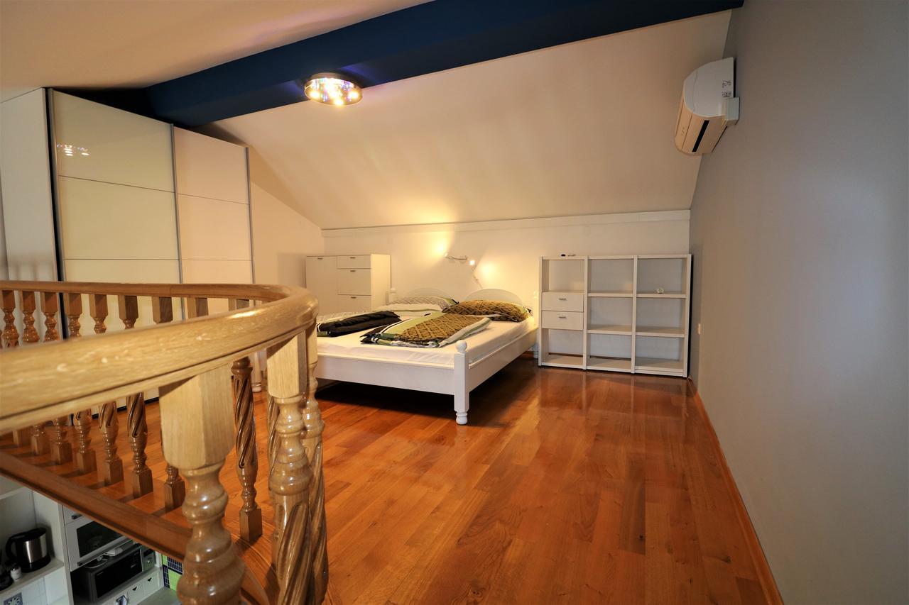 Malinska Center Apartment Extérieur photo